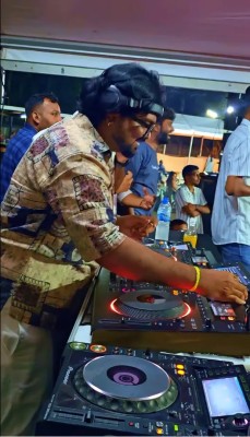 SEYCHELLES PRE NAVRATI + DJ NIGHT